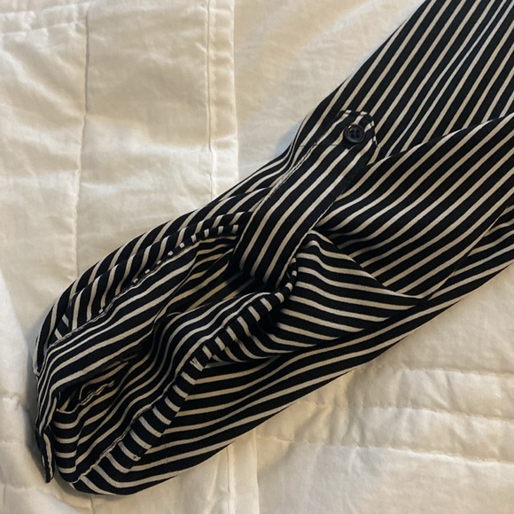 Black and white striped blouse - Picture 3 of 4